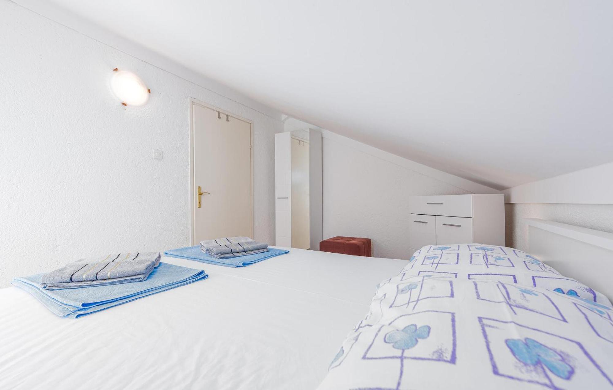 Nice Apartment In Potocnica With House Sea View Borovići Esterno foto